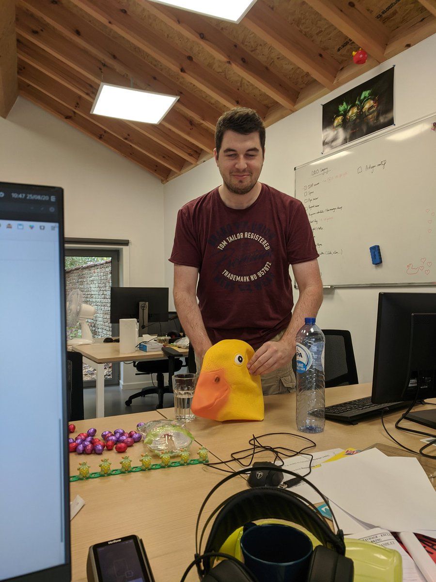 oh my god twitter doesn’t include alt text from images in their API